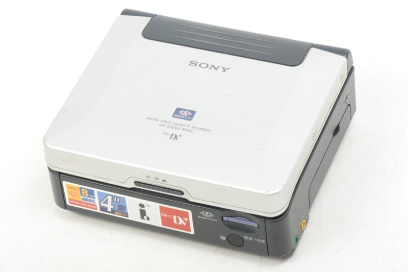 SONY  [GV-D1000] Digital8 MiniDVビデオカセットレコーダーの画像1