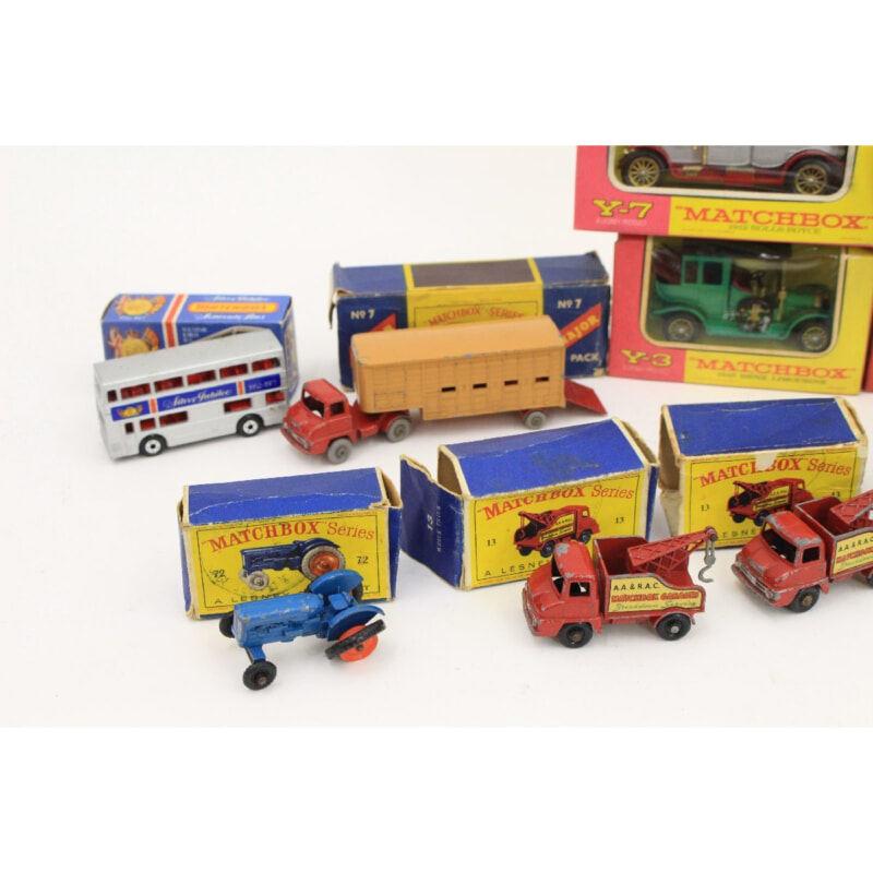 MATCHBOX マッチボックス ミニカーの画像1