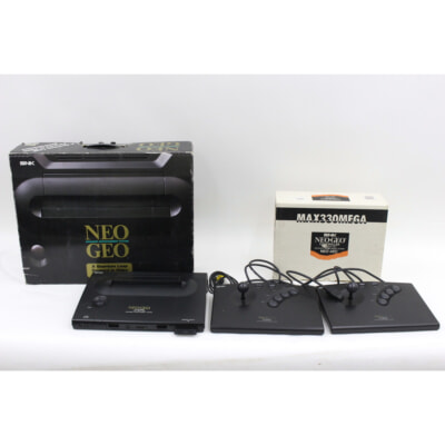 SNK NEO GEO ネオジオ 本体＆コントローラーの買取り品の画像