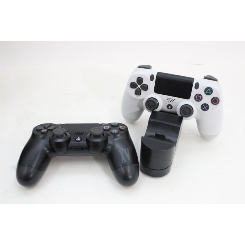 SONY PlayStation4（PS4） FINAL FANTASY XV LUNA EDITIONの画像1