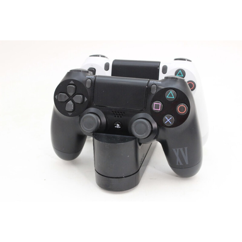 SONY PlayStation4（PS4） FINAL FANTASY XV LUNA EDITIONの画像1