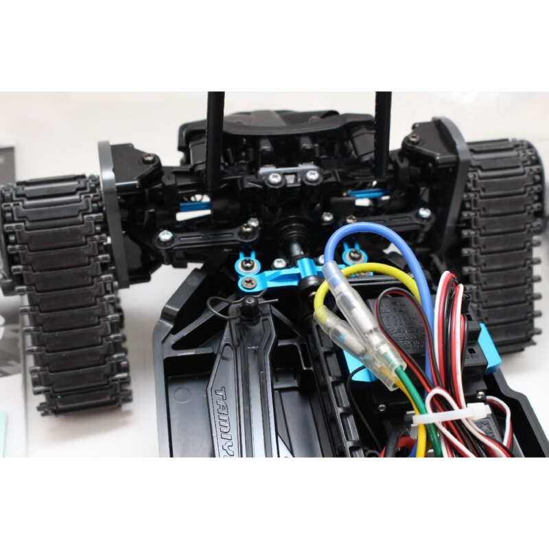 タミヤ 1/10電動RC オフロードカー ランドフリーダー クワッドトラックの画像1