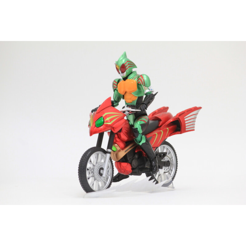 BANDAI バンダイ  S.H.Figuarts 仮面ライダーアマゾン [アマゾンシグマ(魂ウェブ限定)] [オメガ] [アルファ] [ジャングレイダー]の画像1