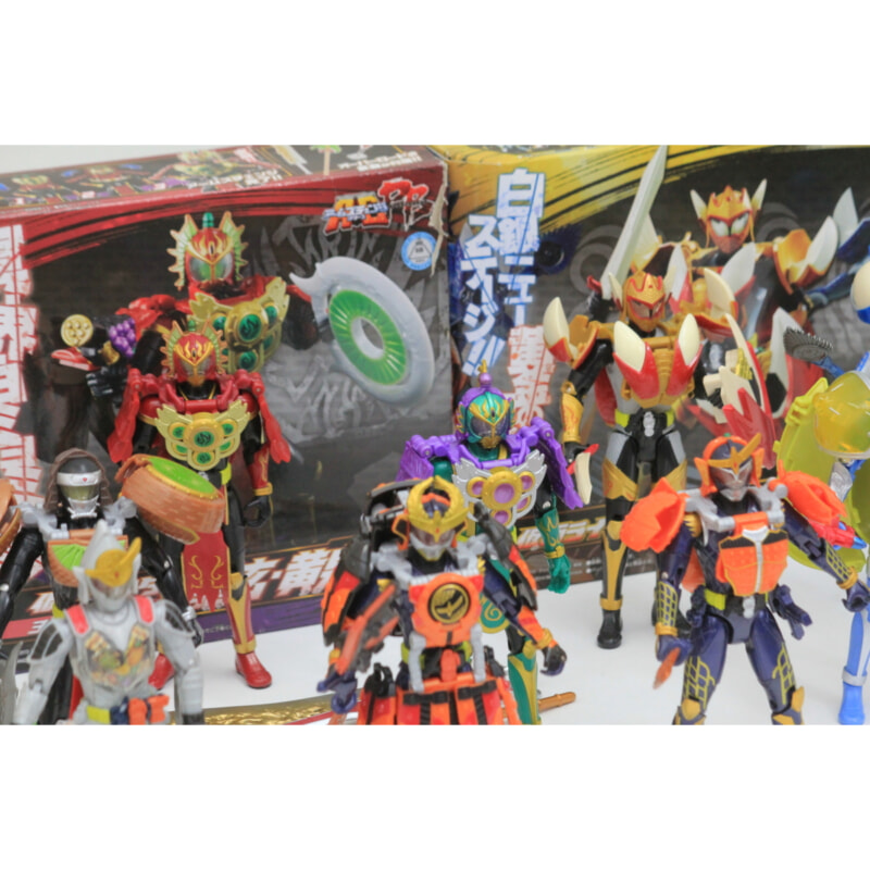 BANDAI 仮面ライダーガイム アームズチェンジシリーズの画像1