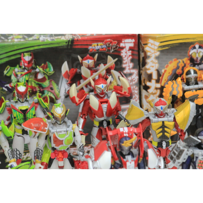BANDAI 仮面ライダーガイム アームズチェンジシリーズの画像1