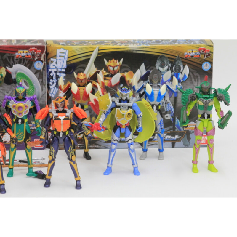 BANDAI 仮面ライダーガイム アームズチェンジシリーズの画像1