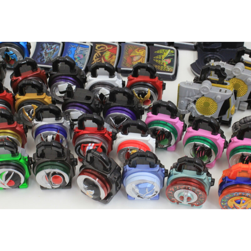 BANDAI バンダイ 仮面ライダー鎧武 DXシリーズの画像1