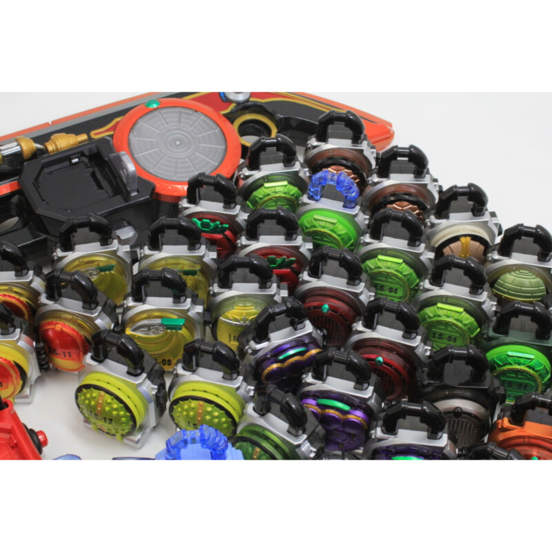 BANDAI バンダイ 仮面ライダー鎧武 DXシリーズの画像1