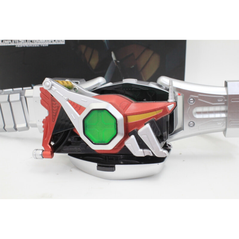 BANDAI◆「COMPLETE SELECTION MODIFICATION 仮面ライダーカブト」ホッパーゼクターの画像1