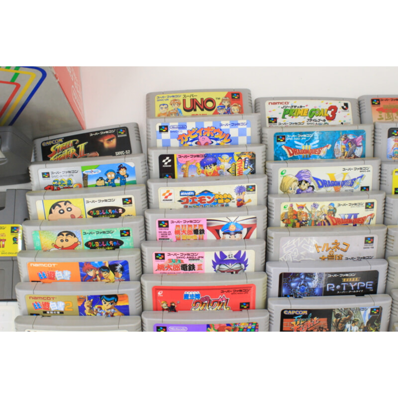 任天堂 スーパーファミコン 本体 + ソフトの画像1