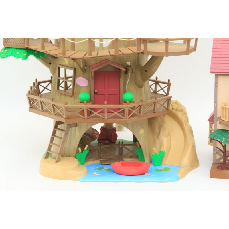 エポック シルバニアファミリー ツリーハウス + 赤い屋根のお家 ドールセットの画像1