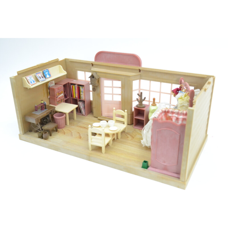 エポック シルバニアファミリー 赤い屋根の大きなお家の画像1