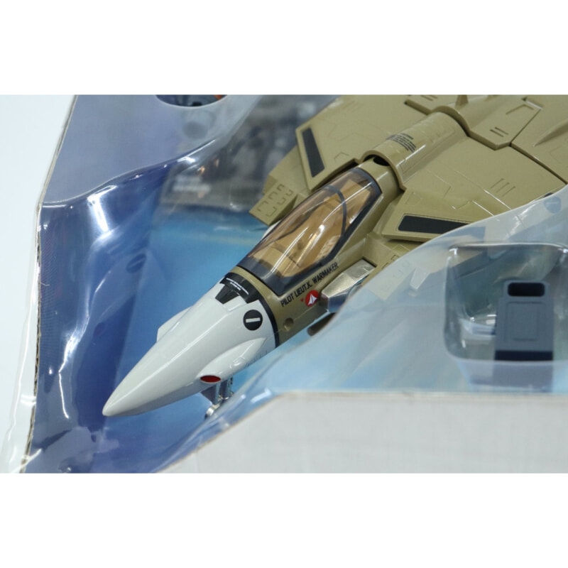 BANDAI 超時空要塞マクロス VF-1A VALKYRIE FIGHTER 1/55 バルキリー量産機の画像1