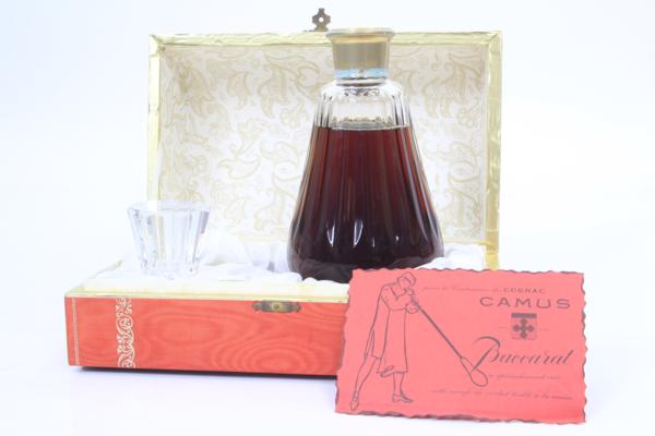 CAMUS カミュ バカラクリスタル 700ml ガラス替え栓付の画像1