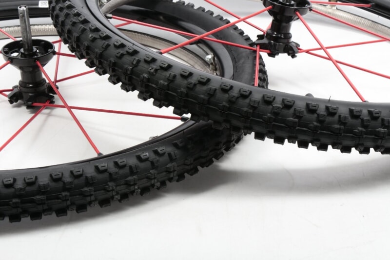 SPINERGY ・ 車椅子用ホイールセット KENDA NEVEGAL NMの画像1
